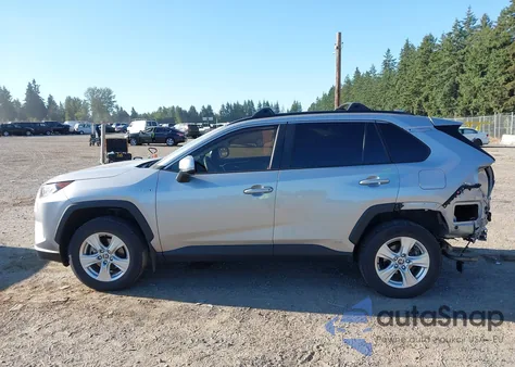 2021 Toyota Rav4 Hybrid Xle из США, поврежденный, VIN JTMRWRFV7MJ053968